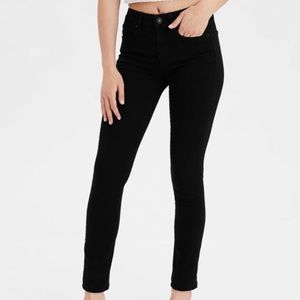 American Eagle Low-Rise Skinny Jeans NWT